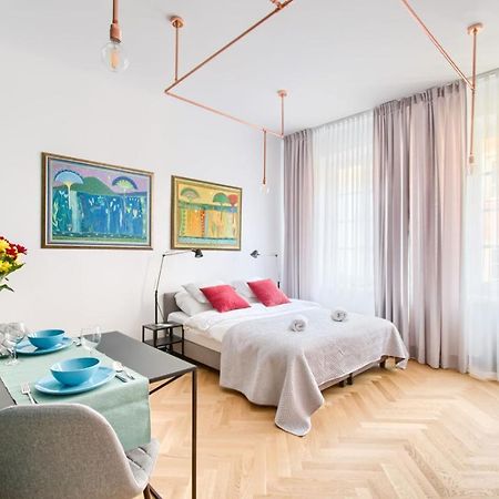 P&O Serviced Apartments Old Town Square Studio Warsawa Bagian luar foto