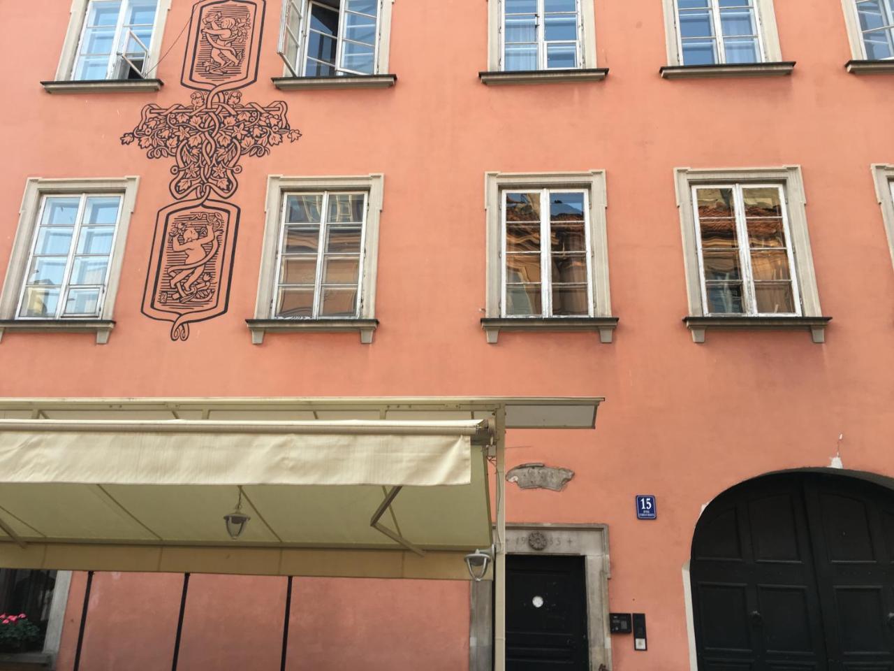 P&O Serviced Apartments Old Town Square Studio Warsawa Bagian luar foto