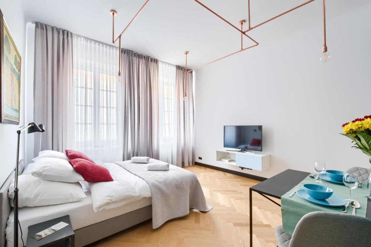 P&O Serviced Apartments Old Town Square Studio Warsawa Bagian luar foto