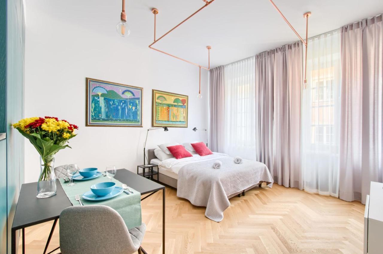 P&O Serviced Apartments Old Town Square Studio Warsawa Bagian luar foto